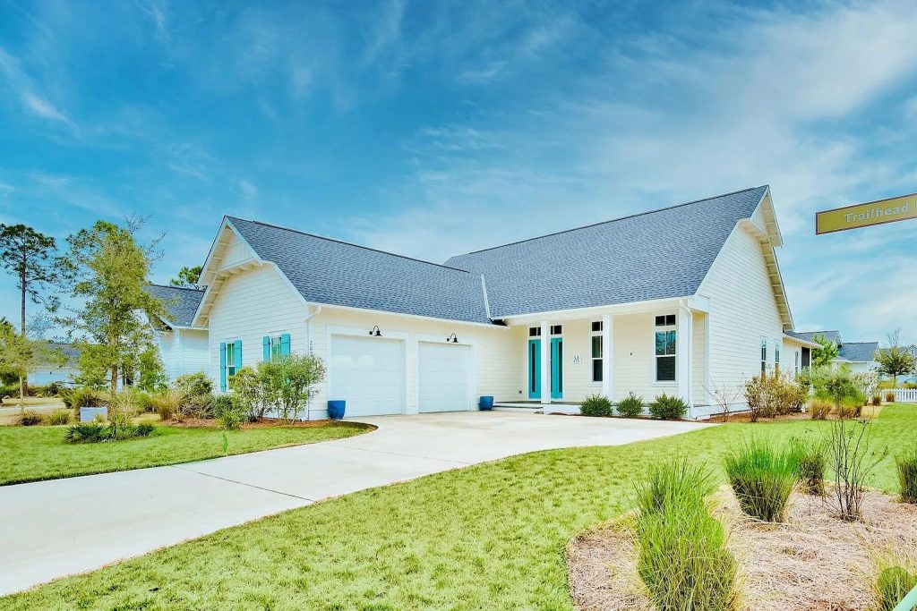 282 Trailhead Dr